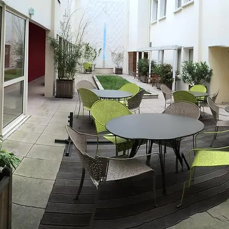 Orion Haussman Aparthotel